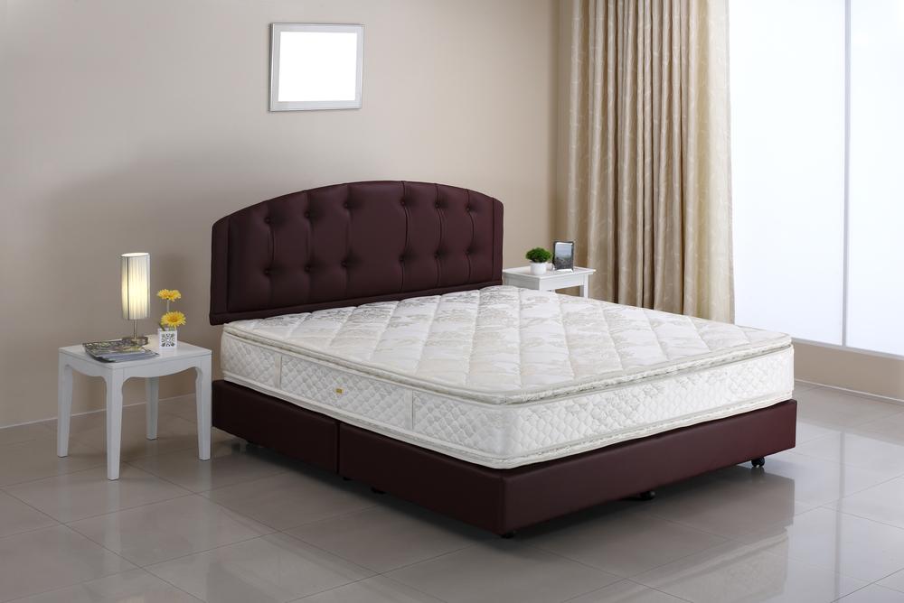 Here’s how memory foam and spring mattresses help to sleep well