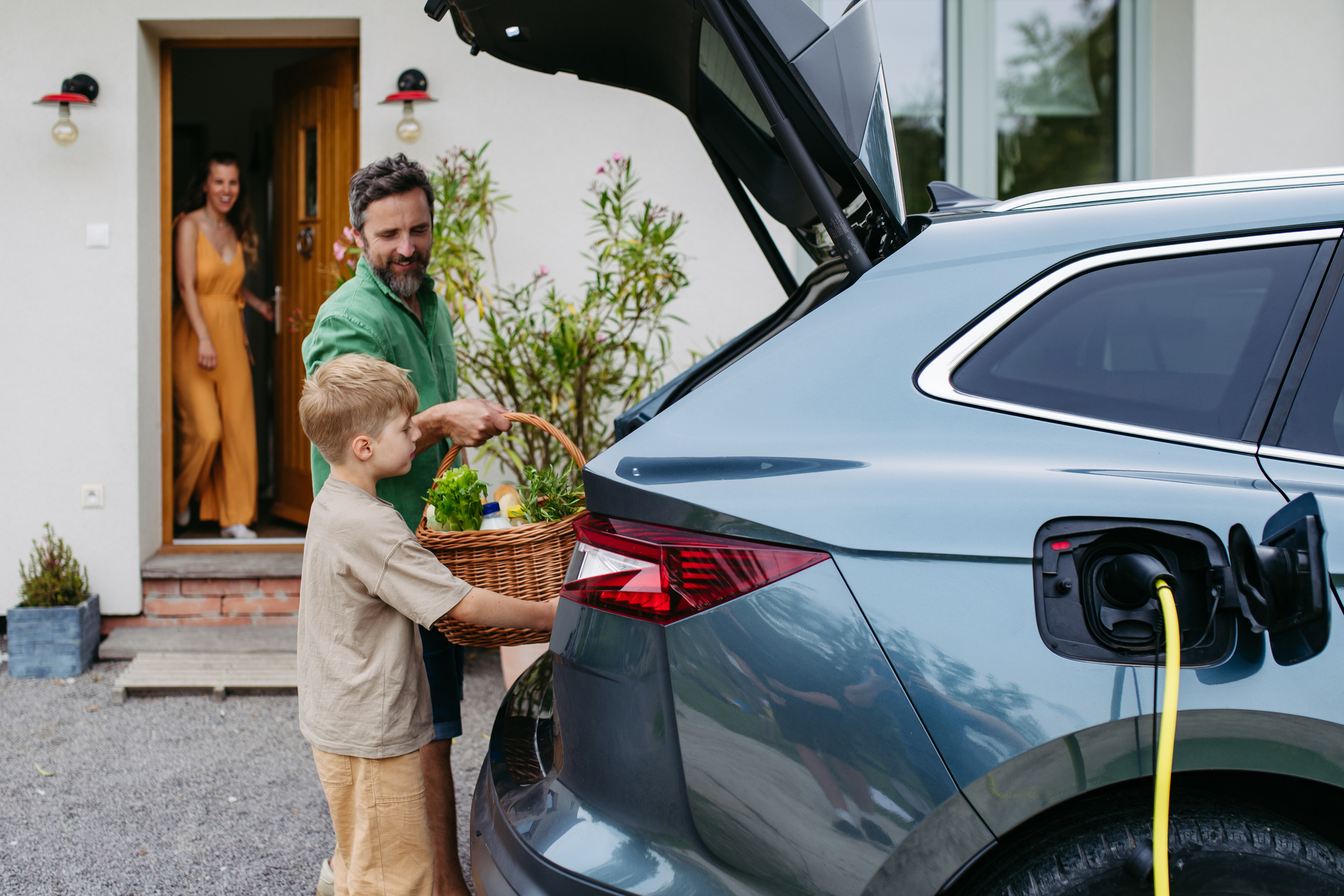 The Real Costs of Owning an Electric Car: What You Need to Know